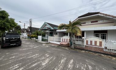 Dijual Rumah Bagus Terawat dan Asri di Perum Bukit Sejahtera Poligon