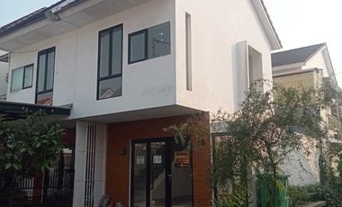 Dijual Cepat Rumah 2 Lantai Siap Huni di Kota Bekasi