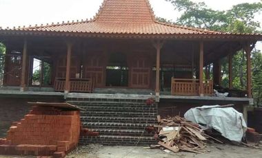 Rumah Joglo Dinding Gebyok Ukir dan Rumah Limasan Kayu Jati