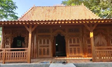Rumah Joglo Dinding Gebyok Ukir dan Rumah Limasan Kayu Jati