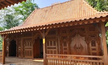 Rumah Joglo Dinding Gebyok Ukir dan Rumah Limasan Kayu Jati