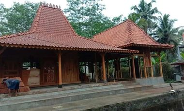Rumah Joglo Dinding Gebyok Ukir dan Rumah Limasan Kayu Jati
