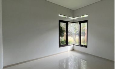 dijual rumah di jajar solo