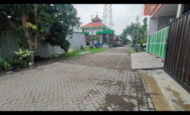 RUMAH BARU SIAP HUNI WAGE TAMAN DKT WARU