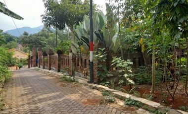 RUMAH CANTIK SIAP HUNI COCOK UNTUK MASA TUA