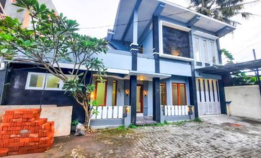 Rumah 2 Lantai Jl Magelang Jombor Belakang Mall SCH Dekat Pemda Sleman