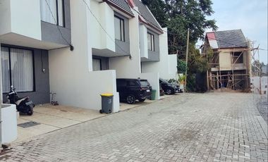 Rumah murah 2 Lt di cigugur girang ciwaruga dekat Polban dan Gerlong