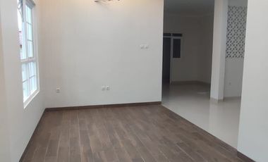 Rumah elegant 2 lantai bisa untuk hunian + usaha di soreang bandung