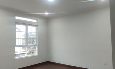 Rumah elegant 2 lantai bisa untuk hunian + usaha di soreang bandung