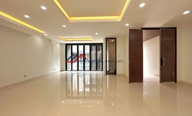 Dijual town house baru kpr dekat tol andara jakarta selatan
