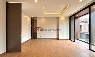 Dijual town house baru kpr dekat tol andara jakarta selatan