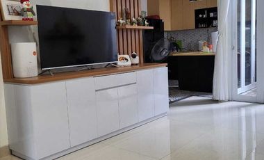 Dijual Rumah Full Furnished Paradise Resort City Ciputat 1.975 M