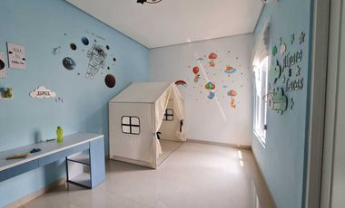 Dijual Rumah Full Furnished Paradise Resort City Ciputat 1.975 M