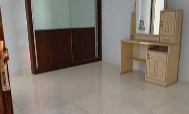 RUMAH MINIMALIS SIAP HUNI LINGKUNGAN AMAN LOKASI TERBAIK DI RENON