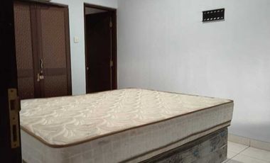 RUMAH MINIMALIS SIAP HUNI LINGKUNGAN AMAN LOKASI TERBAIK DI RENON