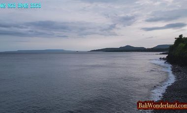 Land for sale, free villa with 8 bedrooms in East Bali area