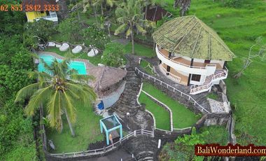 Land for sale, free villa with 8 bedrooms in East Bali area