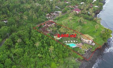 Land for sale, free villa with 8 bedrooms in East Bali area