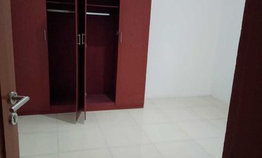 DI JUAL RUMAH DUA LANTAI SIAP HUNI DI CISARANTEN DEKET AL   GIFARI