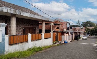 Rumah Minimalis Bagus 2 Lantai di Perumahan Kalimaya Cianjur