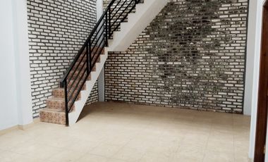 Rumah Minimalis Bagus 2 Lantai di Perumahan Kalimaya Cianjur