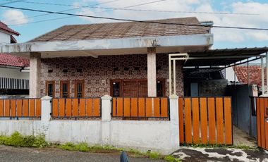 Rumah Minimalis Bagus 2 Lantai di Perumahan Kalimaya Cianjur