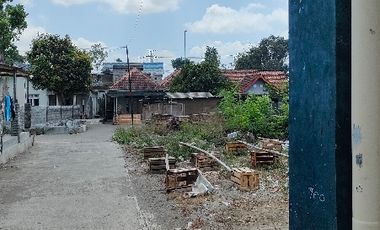 Dijual gudang bekas tembakau dimanisrenggo