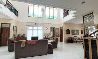 Dijual Rumah Semi Furnished Pakuwon Indah VBI