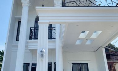 Rumah Mewah Clasic Eropa 10 Menit LRT Cibubur 1,3 M