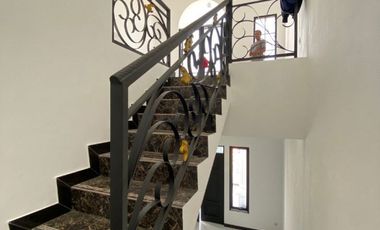 Rumah Mewah Clasic Eropa 10 Menit LRT Cibubur 1,3 M