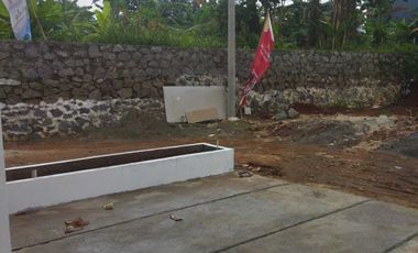 Rumah Sejuk Minimalis 2 LT Lokasi Strategis Paling Teristimewa