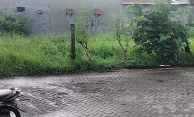 Dijual murah Raya Wiguna cocok untuk usaha dan rumah tinggal