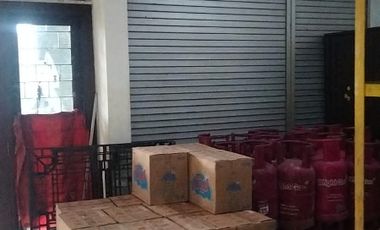 Dijual murah Raya Wiguna cocok untuk usaha dan rumah tinggal