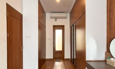 Ampera Kemang Modern Minimalist Townhouse One Gate Sistem