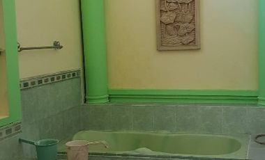 Disewakan Hunian Nyaman Rumah 2 Lantai di Jombang Permai