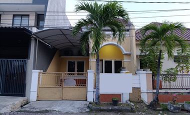 Rumah disewakan di Rungkut, Surabaya