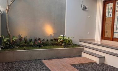 HUNIAN MINIMALIS 2 LT KAWASAN PADAT PENDUDUK DI DENPASAR UTARA