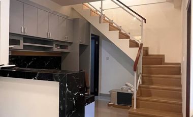 HUNIAN MINIMALIS 2 LT KAWASAN PADAT PENDUDUK DI DENPASAR UTARA