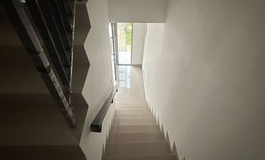 DISEWAKAN RUMAH PIK 2 TAHAP 2 UKURAN 6X10 KOSONGAN