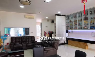 dIJUAL rumah cantik 2.5lt lT 285m² Sukajadi View Golf Batam
