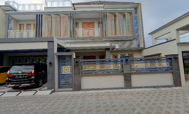 Rumah baru Super Mewah Solo Baru Siap huni SHM ready cluster