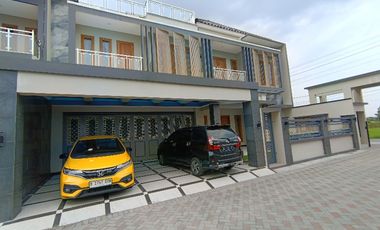 Rumah baru Super Mewah Solo Baru Siap huni SHM ready cluster