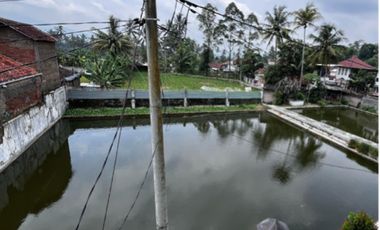 Jual Rumah Villa Balong Nyaman Luas di Tarogong Kaler Garut