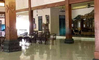 Rumah Luas Cocok dijadikan Gedung Pertemuan, Cluster, Ruang Usaha