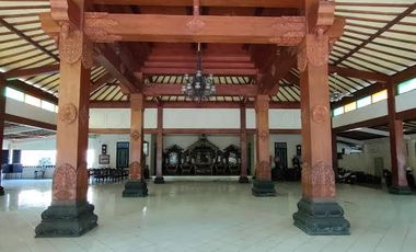 Rumah Luas Cocok dijadikan Gedung Pertemuan, Cluster, Ruang Usaha