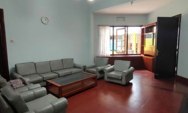 Rumah Mainroad di Sayap Cipaganti Cocok untuk Usaha seperti Cafe dll