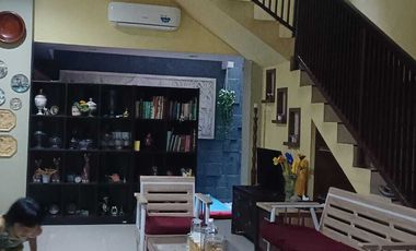 Rumah Sidoarjo Pondok Mutiara Semi Furnished Depan Pintu Tol