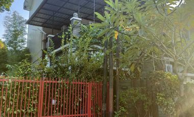 Rumah Sidoarjo Pondok Mutiara Semi Furnished Depan Pintu Tol