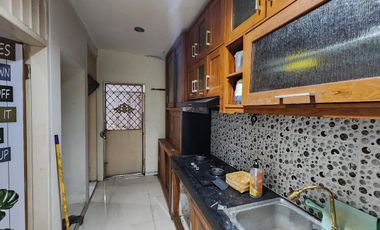 Rumah Klasik Akses Jalan 2 Mobil di Tebet Utara