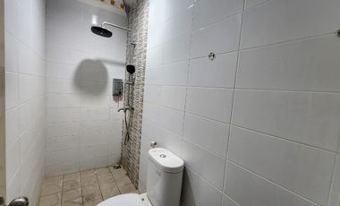 Rumah Klasik Akses Jalan 2 Mobil di Tebet Utara